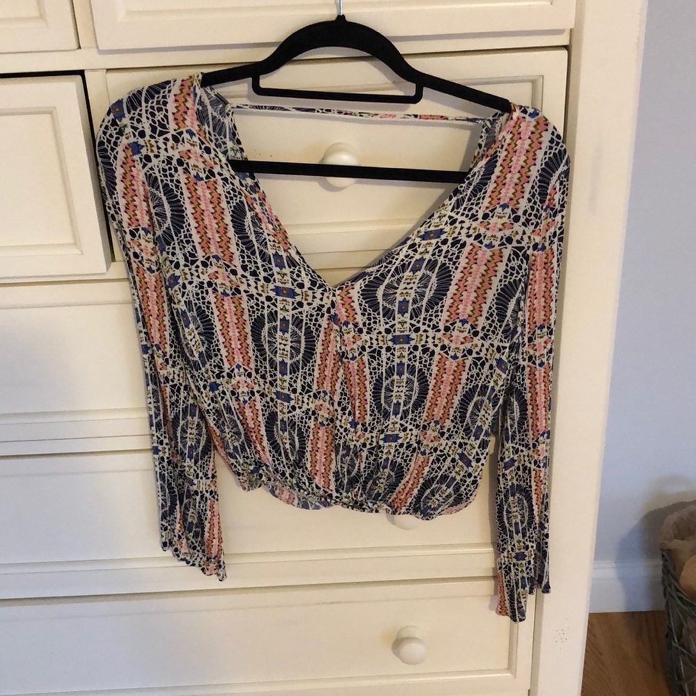 Multicolored long sleeve crop top